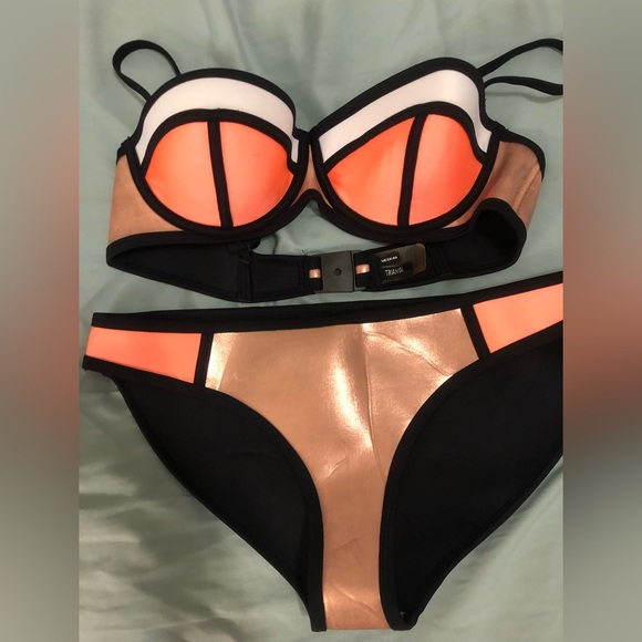 ❌SOLD‼️ TRIANGL Metallic Bikini Size M/L - Picture 3 of 8